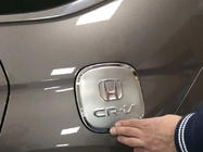 Honda CRV 2012–2016 Chrómový kryt palivovej klapky (ABS) fotografia 1