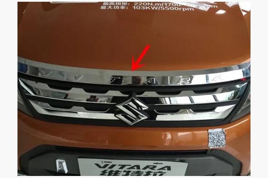Suzuki Vitara 2015– Chrómová lišta na kapotu Libao (ABS) Image