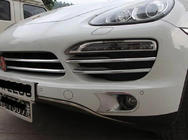 Porsche Cayenne 2010–2017 Chrómové lišty na mriežku Libao fotografia 5