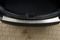 Toyota Rav 4 2013–2018 Nerezová lišta na zadný nárazník Libao (2013-2016) fotografia 1