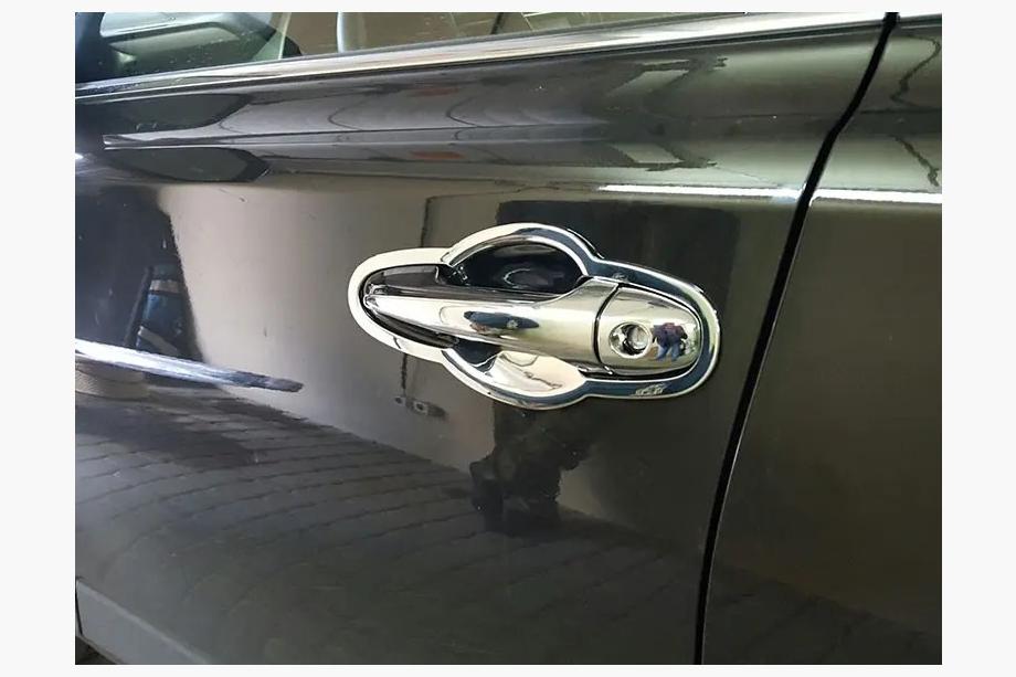 Toyota Rav 4 2013–2018 Libao kryty pod kľučky (4 ks, plast) Image