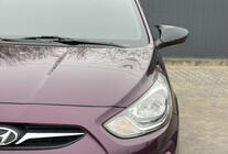 Hyundai Accent 2011–2017 Kryty zrkadiel s výrezom pre smerovku BMW-style (2 ks) fotografia 2