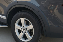 Volkswagen Touareg 2010–2018 Rozširovače blatníkov fotografia 2