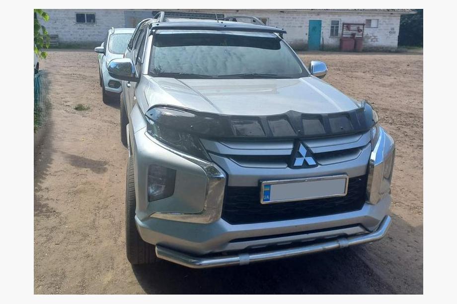 Mitsubishi L200 2015–2024 Deflektor kapoty (2019+, EuroCap Dragon) Image