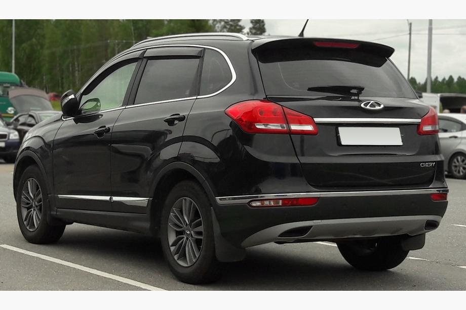 Chery Tiggo 5 2013– Libao lišta nad ŠPZ (nerez) Image