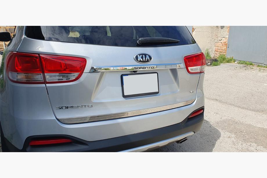 Kia Sorento III UM 2014–2020 Lišta nad ŠPZ Libao V2 (nerez) Image