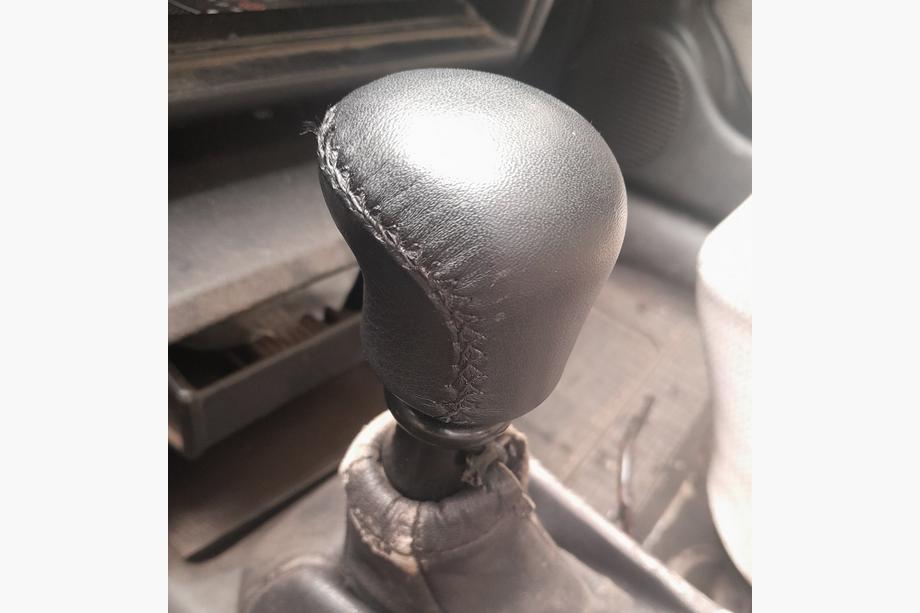 Opel Vectra B 1995–2002 Hlavica radiacej páky bez loga (koža) Image