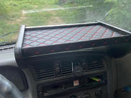 Mercedes Sprinter W901/902/903/904/905 1995–2006 Polička na palubnú dosku (2000-2006, Čierna s červeným prešívaním) CDI fotografia 6