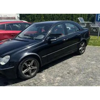 Rozšírenia blatníkov SD (sada 4 ks, čierne, ABS plast)