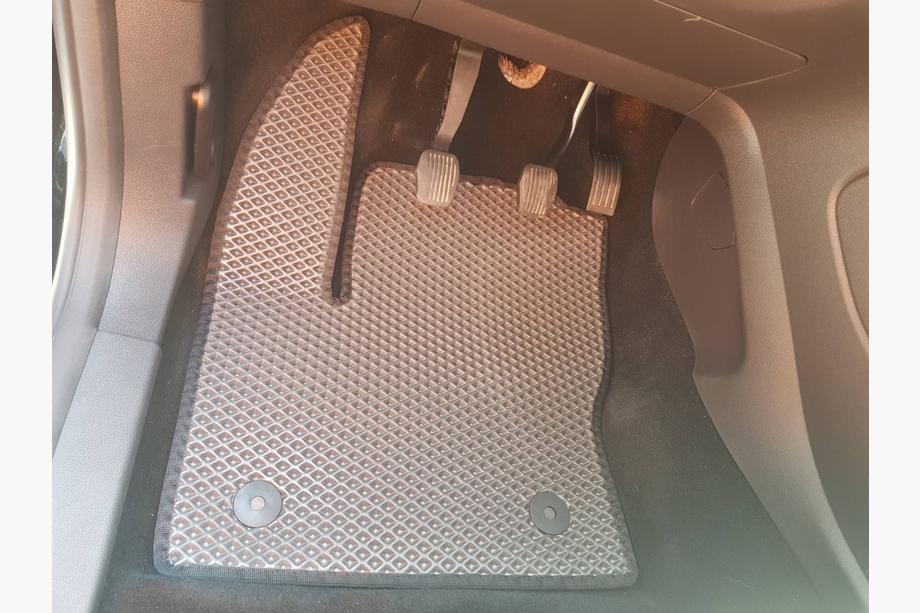 Ford C-Max/Grand C-Max 2010–2019 EVA autokoberce (čierne) Image