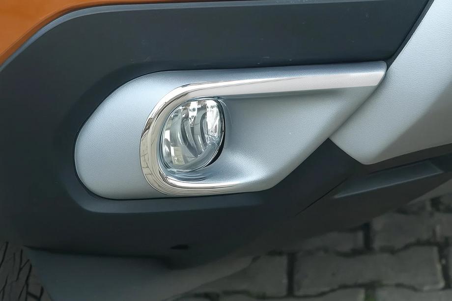 Renault Kangoo/Express 2021– Chrómové nerezové kryty hmloviek (2 ks) Fotografia 1
