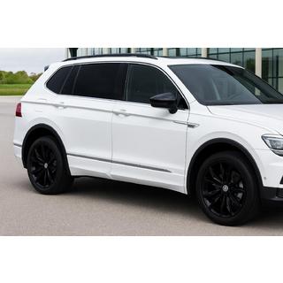 Nerezové lišty na dvere Carmos (sada 4 ks) Volkswagen Tiguan 2016–2023 fotografia 1