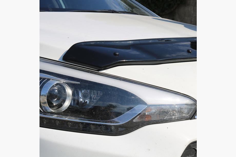Hyundai I-20 2014–2020 Deflektor kapoty (EuroCap) Fotografia 4