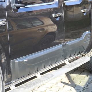 Dverné lišty (4 ks, ABS) Nissan Navara 2006–2015 fotografia 4