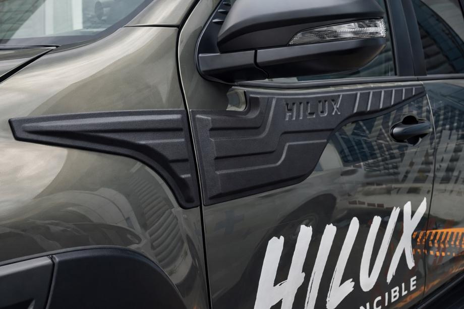 Toyota Hilux 2015– Lišta na hornú časť dverí (4 ks, ABS) Fotografia 2