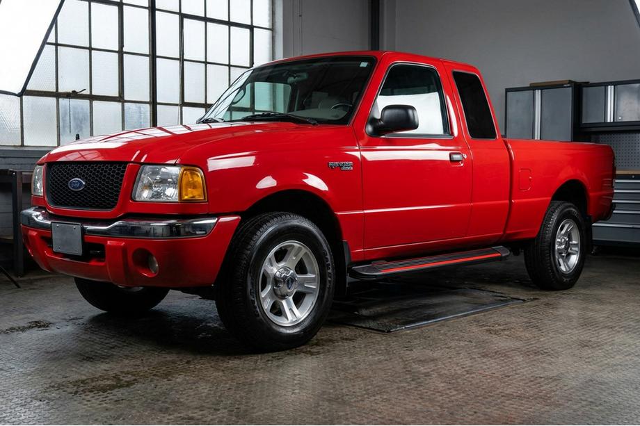 Ford Ranger 2002–2006 Bočné nášľapy Maya Red (2 ks., hliník) Image