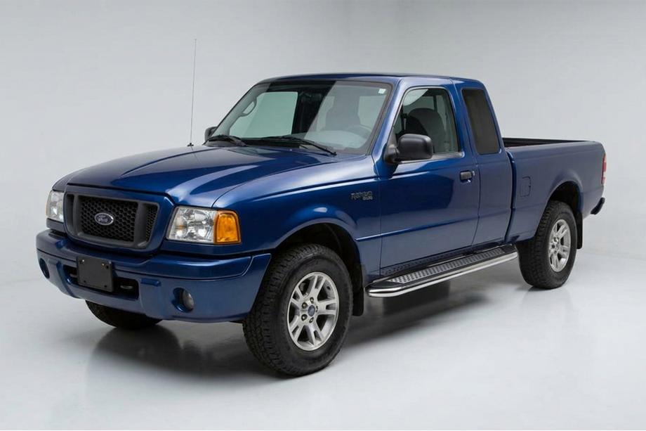 Ford Ranger 2002–2006 Bočné prahy Maydos V2 (2 ks, hliník / nehrdzavejúca oceľ) Image