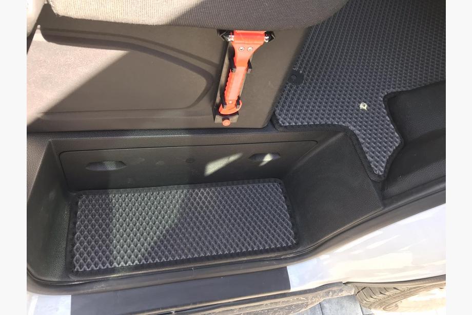 Ford Transit 2014– Rohože na prahy (3 ks, EVA, čierne) Image