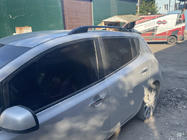 Nissan Leaf 2010–2017 Strešné lyžiny Skyport (čierne) fotografia 3