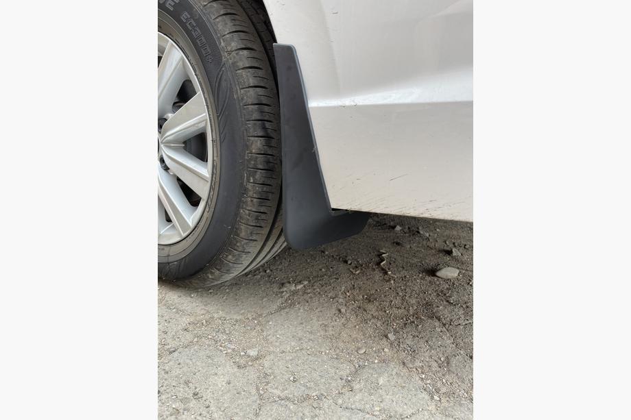 Volkswagen Lavida/e-Lavida 2019– Zásterky Premium (4 ks) Image