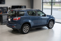 Chevrolet Trailblazer 2012–2019 Bočné prahy Tayga Black (2 ks, hliník) fotografia 1