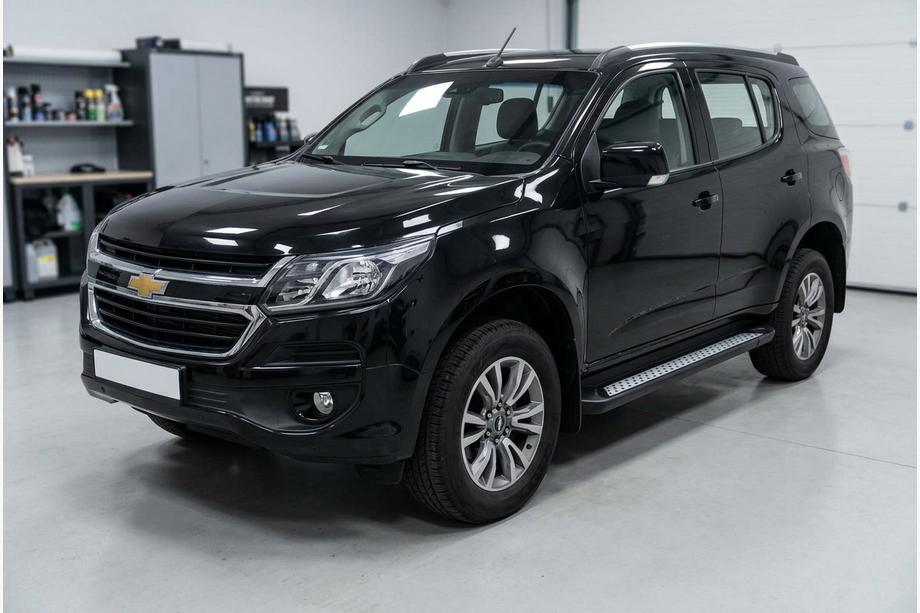 Chevrolet Trailblazer 2012–2019 Bočné nášľapy Vision New Black (2 ks, hliník) Image