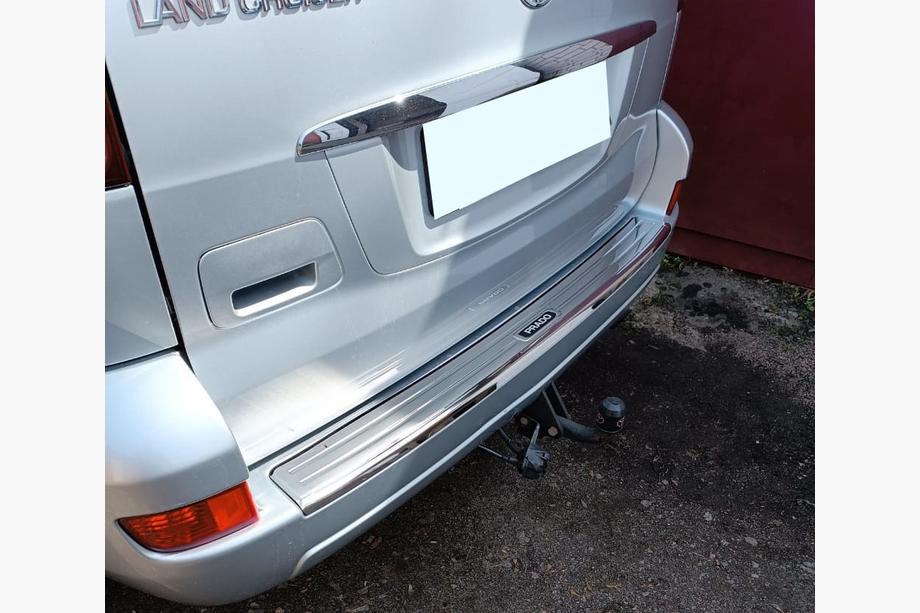 Toyota Land Cruiser Prado 120 2002–2009 Chrómová lišta zadného nárazníka Image