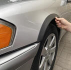 Mercedes C-class W202 1993–2001 Lemy blatníkov (4 ks, čierne, ABS plast) fotografia 1