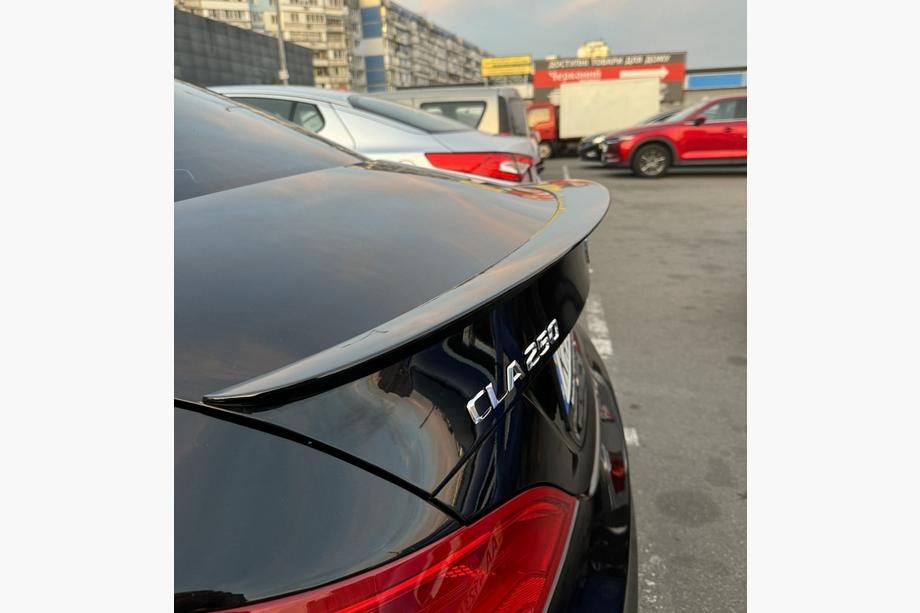 Mercedes CLA C117 2013–2019 LIP spoiler (1234 Upgrade, čierny) Fotografia 1