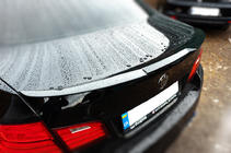 BMW 5. rad F10/F11 2010–2016 Spojler LIP V1 (1234 Upgrade, čierny) fotografia 4