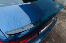 BMW 5. rad G30/G31 2017–2023 Spojler M-Performance V1 (1234 Upgrade, čierny) fotografia 6
