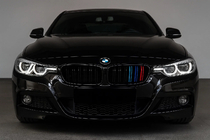 BMW rad 3 F30/F31 2012–2019 M-Look obličkové mriežky (M-Color) fotografia 3