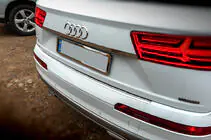 Audi Q7 2015–2026 Chrómová lišta nad ŠPZ (nerez) fotografia 3