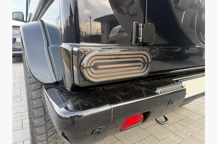 Mercedes G class W463 1990–2018 Zadné svetlá W464 Black Edition V2 Image