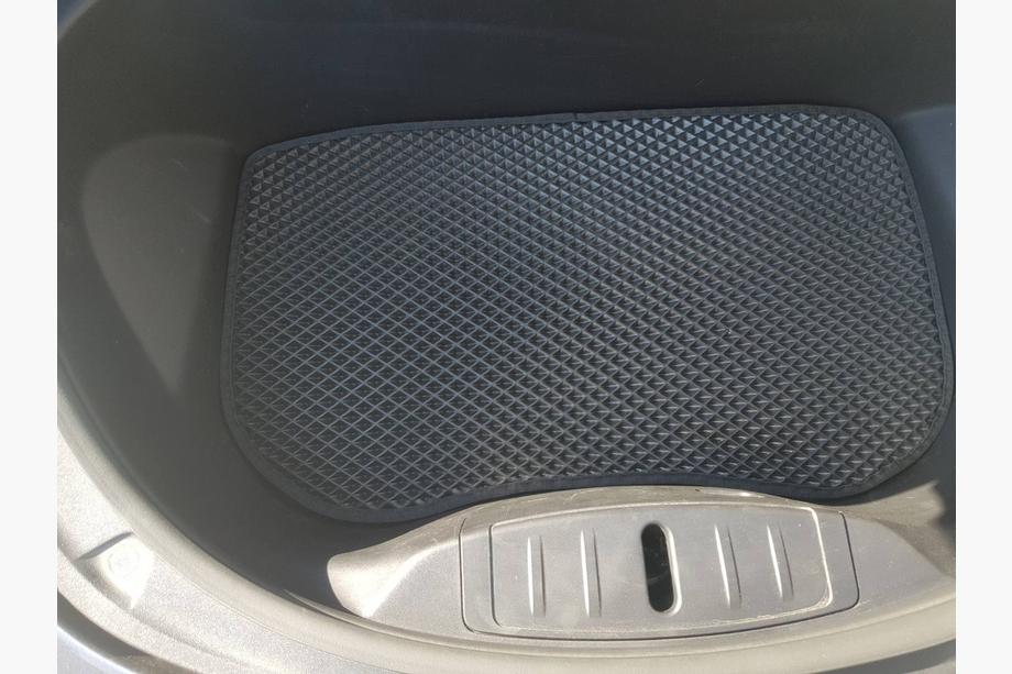 Tesla Model 3 2017– EVA rohož do predného kufra (čierna) Image