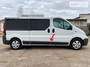 Renault Trafic 2001–2015 Originálna použitá lišta dverí (R2) fotografia 1