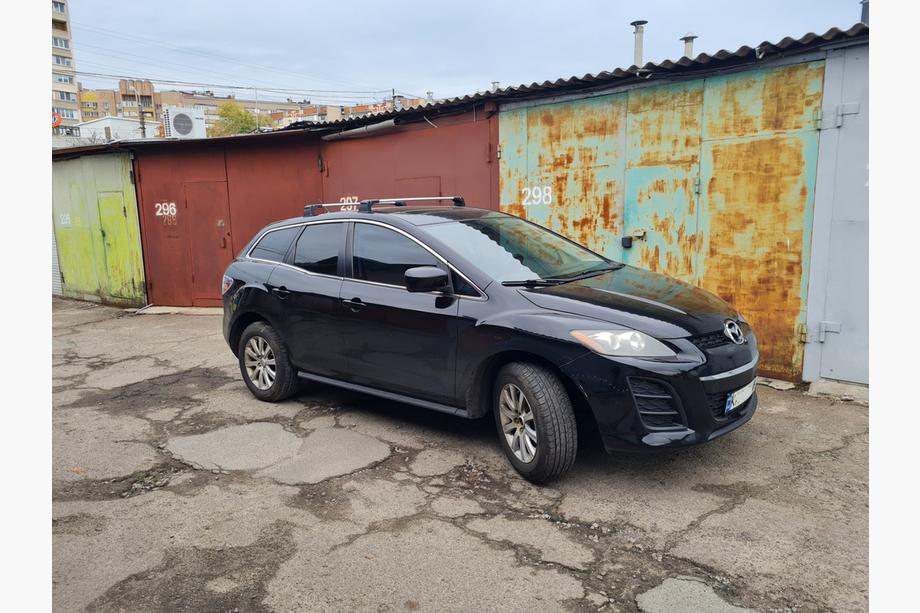 Mazda CX-7 2006–2012 Priečne nosníky do штатných upevňovacích bodov, uzamykateľné Wingbar V3 (2 ks) Image