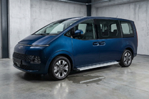 Hyundai Staria 2021– Bočné nášľapy Maya V2 (2 ks, hliník) fotografia 1