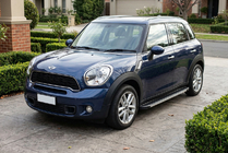 Mini Countryman R60 2010–2017 Bočné nášľapy Maya V1 (2 ks, hliník) fotografia 1