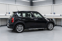 Mini Countryman R60 2010–2017 Bočné nášľapy Duru (2 ks, hliník) fotografia 1