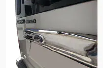 Ford Transit 2000–2014 Nerezová ozdobná lišta nad ŠPZ fotografia 1