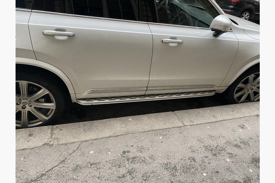 Volvo XC90 2015– OEM Libao bočné prahy (2 ks) Image