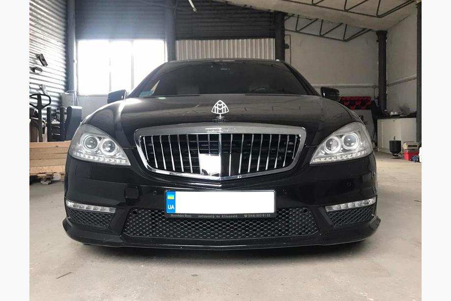Mercedes S-сlass W221 2005–2013 Maska chladiča Maybach V2 (2009-2013) Image