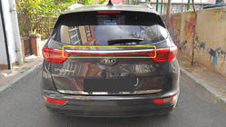Kia Sportage 2015–2021 Chrómová lišta nad ŠPZ (2019-2021, nerez) fotografia 1
