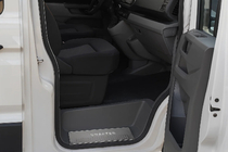 Volkswagen Crafter 2006–2016 Chrómové vnútorné prahové lišty (Carmos V2) fotografia 1
