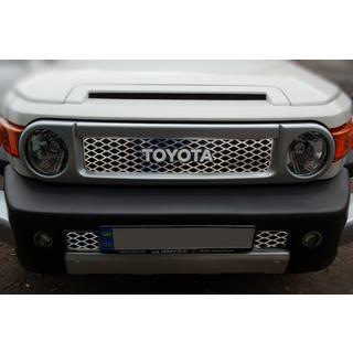 Chrómové lišty na mriežku (nerez) Toyota FJ Cruiser 2006–2022 fotografia 1