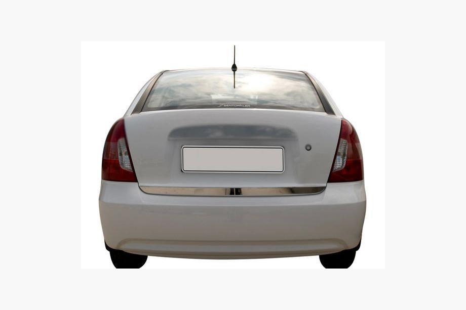 Hyundai Accent 2006–2010 Nerezová lišta hrany kufra Image