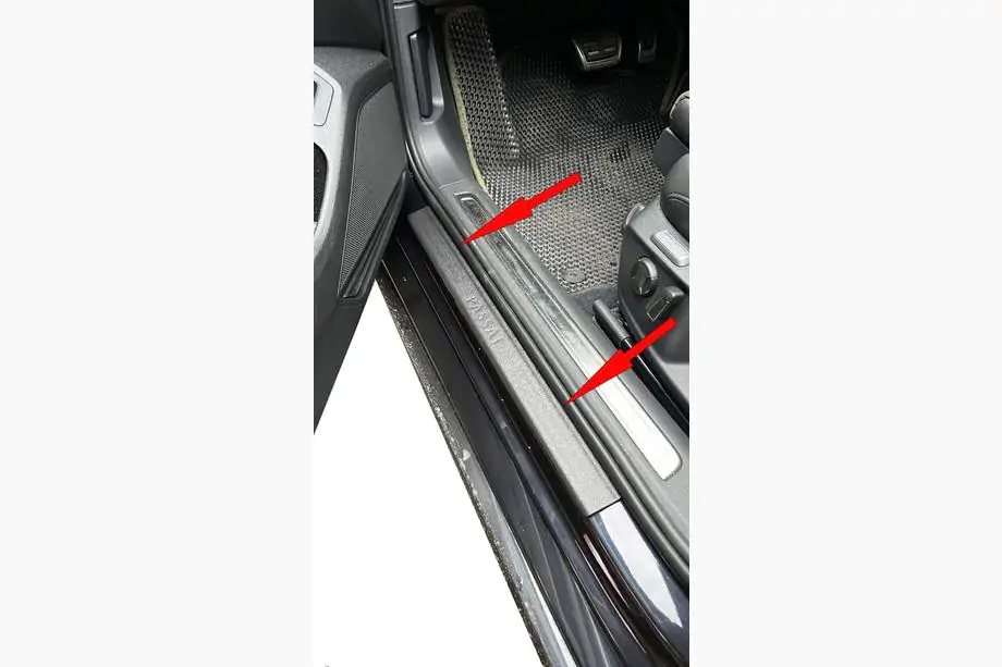 Volkswagen Passat B8 2015–2023 DDU prahové lišty (sada 4 ks, plast) Fotografia 5