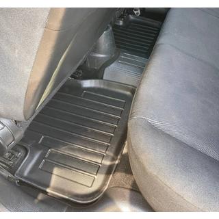 Gumové koberce Stingray 3D (5 ks) Peugeot 207 2006–2014 fotografia 4